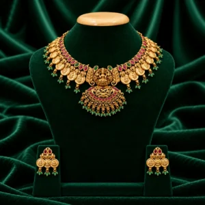 Emerald Bead Kasu Choker Necklace